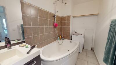 Photo du 53 bis Avenue Gabriel Péri, 69120 Vaulx-en-Velin, France Vaulx-en-Velin