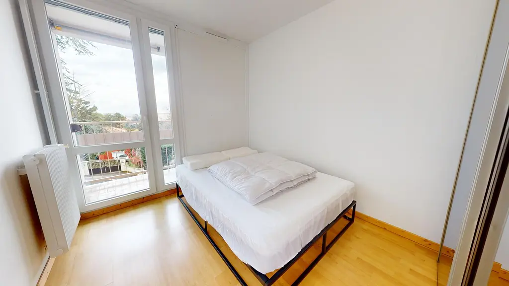 Photo du 21 Rue Du Frère Benoît, 69600 Oullins, France Oullins