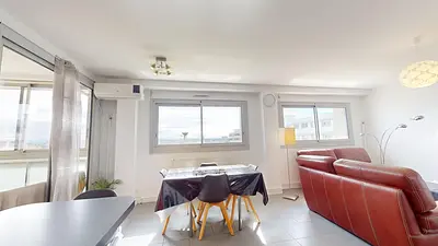 Photo du 26 Avenue Maurice Thorez, Batiment C, 69200 Vénissieux, France Vénissieux