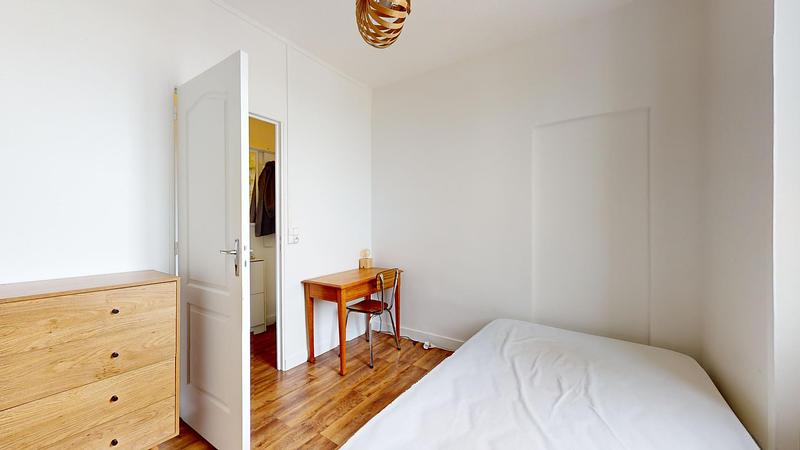 Photo du 23 Rue Louis Blanc, 49100 Angers, France Angers