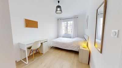 Photo du 10 Avenue Roger Salengro, 69100 Villeurbanne, France Villeurbanne