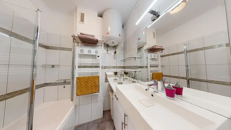 Photo du 18 Avenue Rockefeller, 69008 Lyon, France Lyon