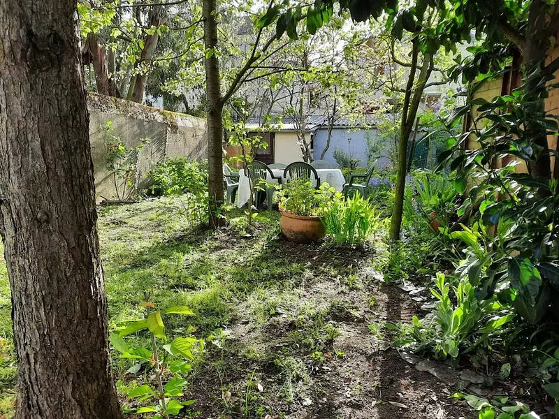 Photo du 23 Rue Louis Blanc, 49100 Angers, France Angers