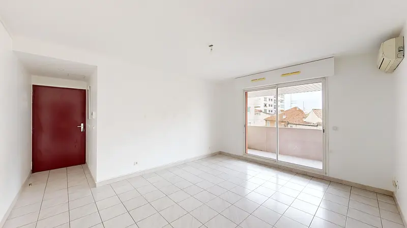 Photo du 2 Rue Théodore Aubanel, 30900 Nîmes, France Nîmes