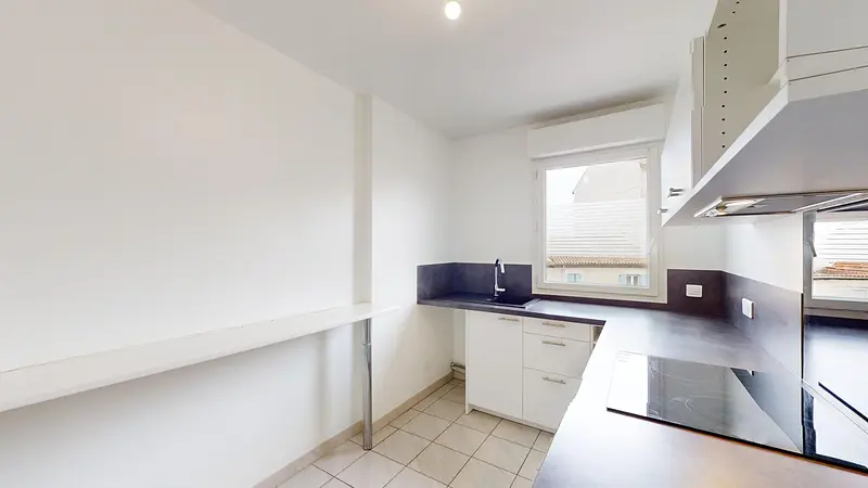 Photo du 2 Rue Théodore Aubanel, 30900 Nîmes, France Nîmes