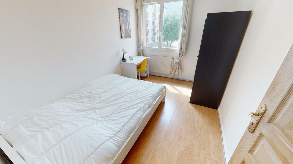 Photo du 4 rue Sacco et Vanzetti, 38400 Saint-Martin-d'Hères, France Saint-Martin-d'Hères