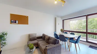 Photo du 8 Rue Les Larris Orange, 95000 Pontoise, France Pontoise