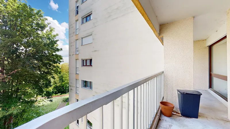 Photo du 8 Rue Les Larris Orange, 95000 Pontoise, France Pontoise