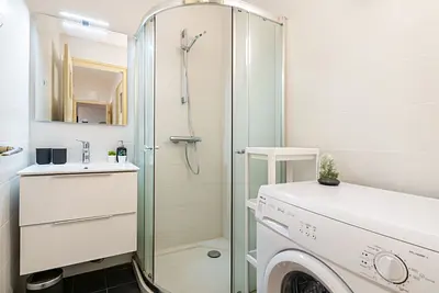 Photo du 13 Rue Saint-Agnan, 69008 Lyon, France Lyon