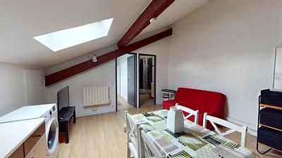 Photo du 93 Rue De La Roche Du Geai, 42000 Saint-Étienne, France Saint-Étienne