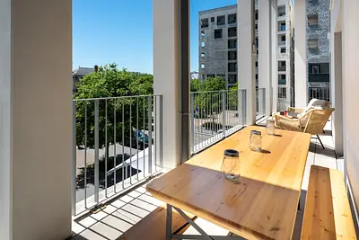 Photo du 92 Avenue de l'Europe, 69008 Lyon, France Lyon