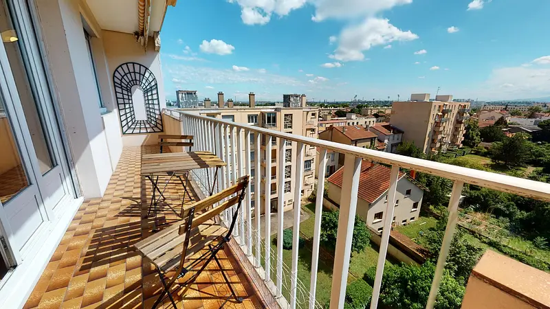 Photo du 12 Rue Jules Valensaut, 69008 Lyon, France Lyon