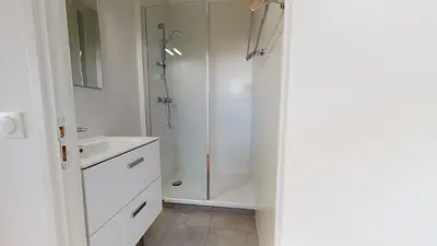 Photo du 12 Rue Jules Valensaut, 69008 Lyon, France Lyon