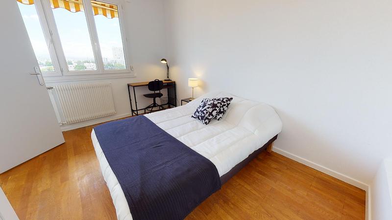 Photo du 12 Rue Jules Valensaut, 69008 Lyon, France Lyon