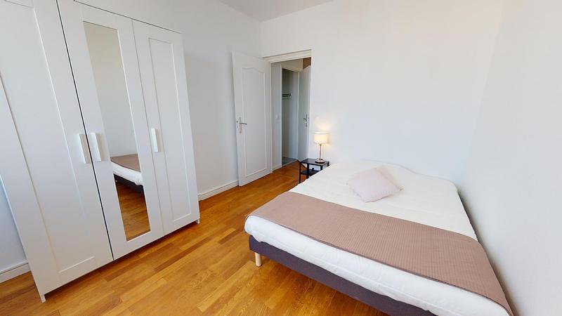 Photo du 12 Rue Jules Valensaut, 69008 Lyon, France Lyon