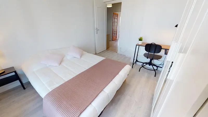 Photo du 12 Rue Jules Valensaut, 69008 Lyon, France Lyon