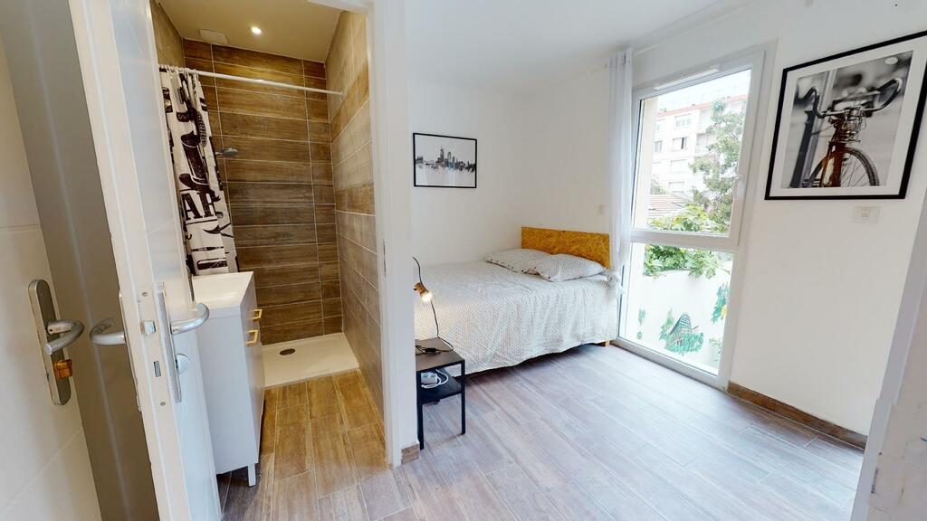 Photo du 7 rue René Prolongée, Maison neuve, 69100 Villeurbanne, France Villeurbanne