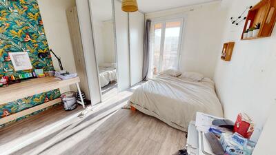 Photo du 8 Place Roger Salengro, 21000 Dijon, France Dijon