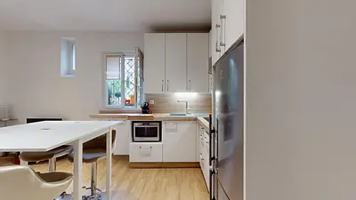 Photo du 104 Rue Pasteur, 69007 Lyon, France Lyon