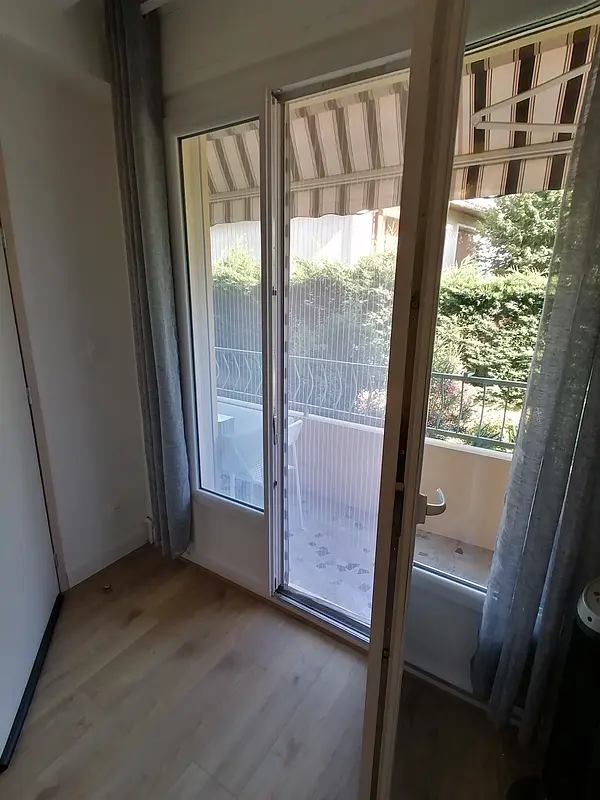 Photo du 42 rue Vaillant Couturier, 69200 Vénissieux, France Vénissieux
