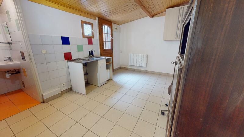 Photo du 12 Rue Pierre Le Vénérable, Cour Appartement F, 63000 Clermont-Ferrand, France Clermont-Ferrand