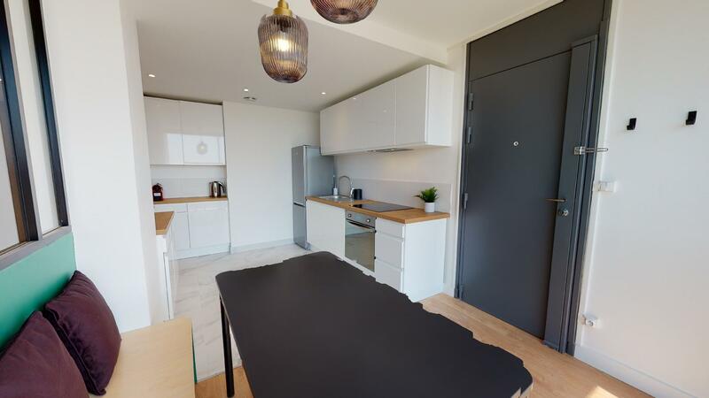 Photo du 30 Rue Edouard Branly, 69500 Bron, France Bron