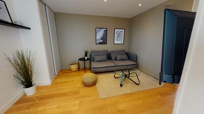 Photo du 30 Rue Edouard Branly, 69500 Bron, France Bron