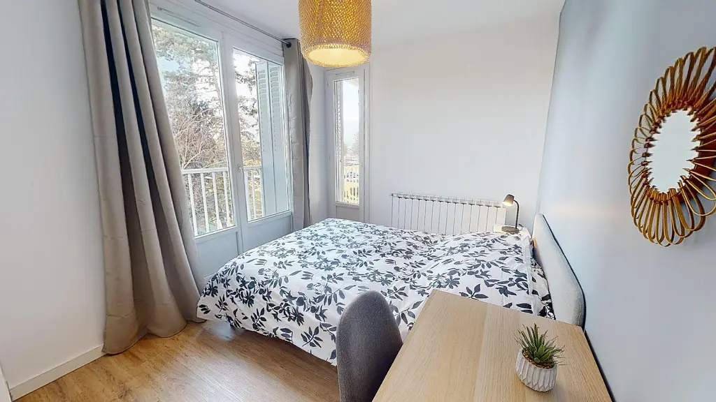 Photo du 142 Avenue Ambroise Croizat, 38400 Saint-Martin-d'Hères, France Saint-Martin-d'Hères