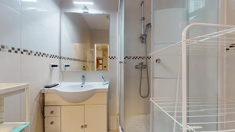 Photo du 11 Rue Rouvet, 75019 Paris, France Paris