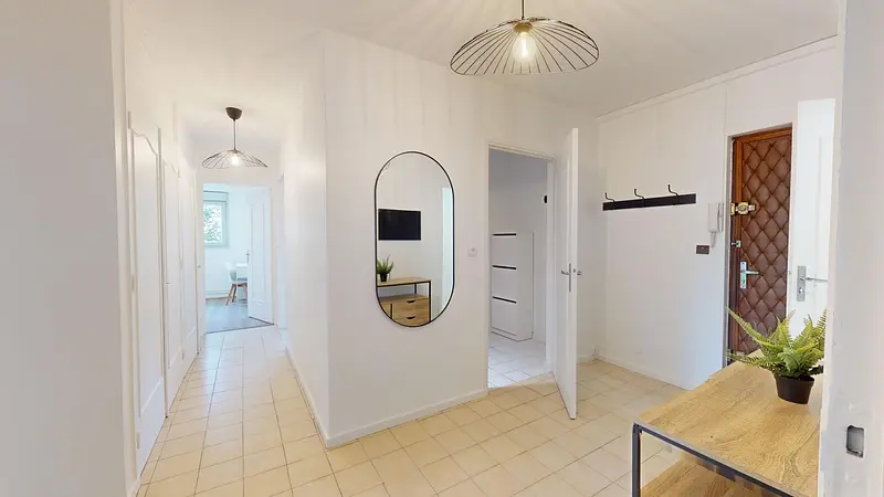 Photo du 100 Avenue Debourg, 69007 Lyon, France Lyon