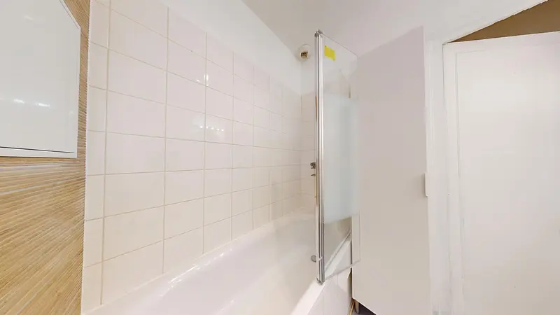 Photo du 38 Avenue François Mitterrand, 69500 Bron, France Bron