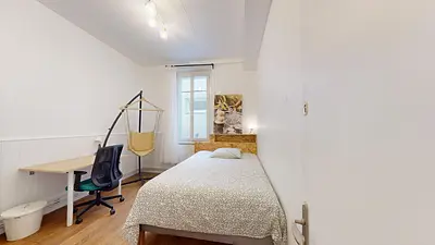 Photo du 38 Avenue François Mitterrand, 69500 Bron, France Bron