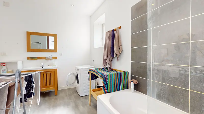 Photo du 134 Rue De La Tourgarnier, 16000 Angoulême, France Angoulême