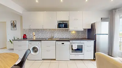 Photo du 53 Avenue Viviani, 69008 Lyon, France Lyon