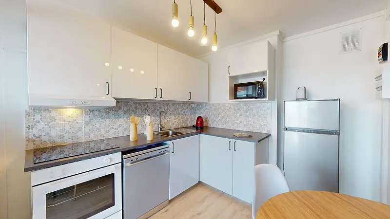 Photo du 30 Rue Edouard Branly - Droite, 69500 Bron, France Bron