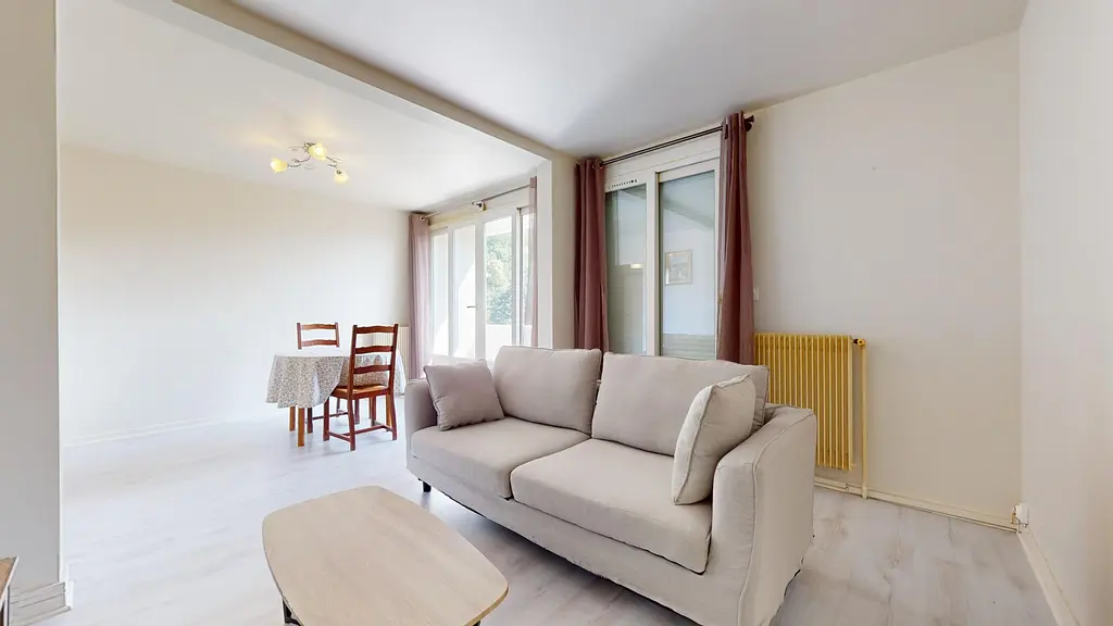 Photo du 18 Rue Camille Desmoulins, 38400 Saint-Martin-d'Hères, France Saint-Martin-d'Hères