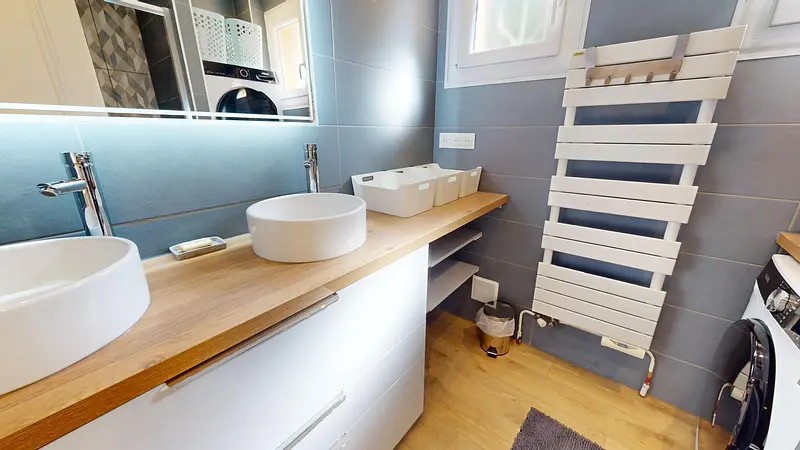 Photo du 42 rue Vaillant Couturier, 69200 Vénissieux, France Vénissieux