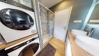 Photo du 42 rue Vaillant Couturier, 69200 Vénissieux, France Vénissieux