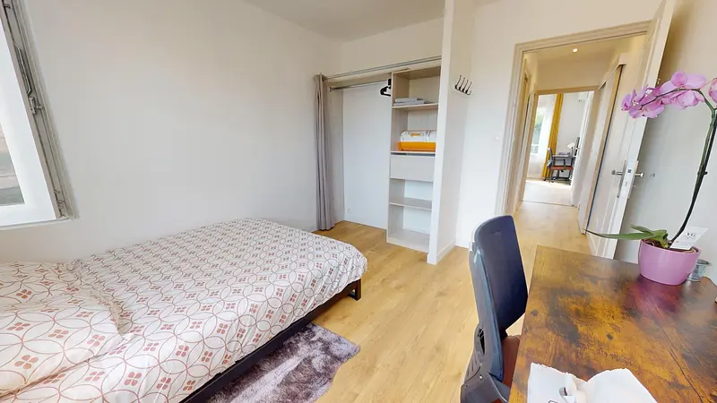 Photo du 42 rue Vaillant Couturier, 69200 Vénissieux, France Vénissieux