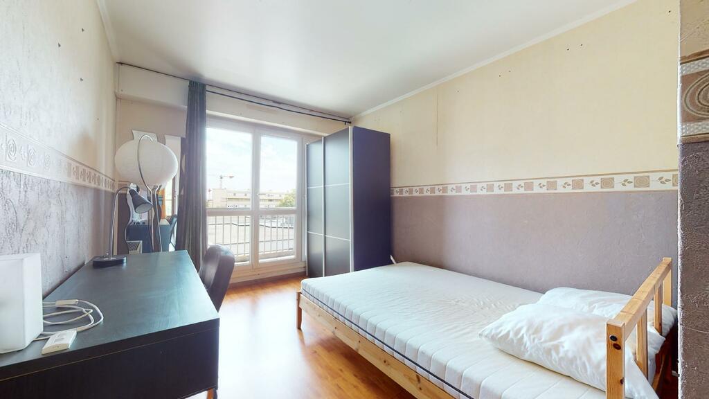 Photo de la chambre 2 du 302 Rue Des Chênes Verts 95000 Cergy