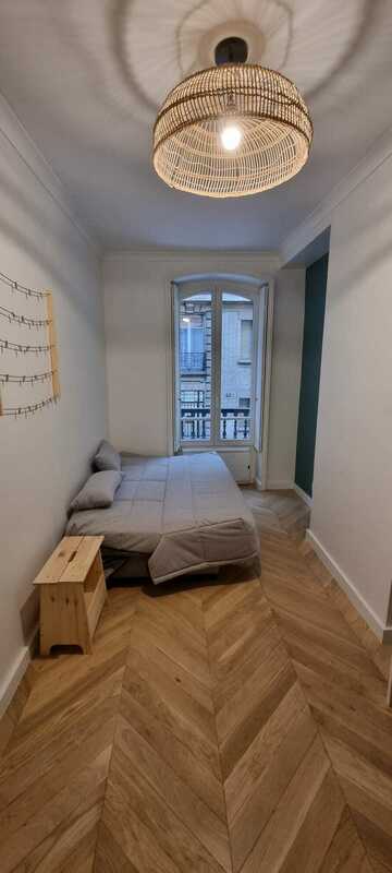Photo de la chambre 1 du 18 Rue Jean Baptiste Pigalle 75009 Paris